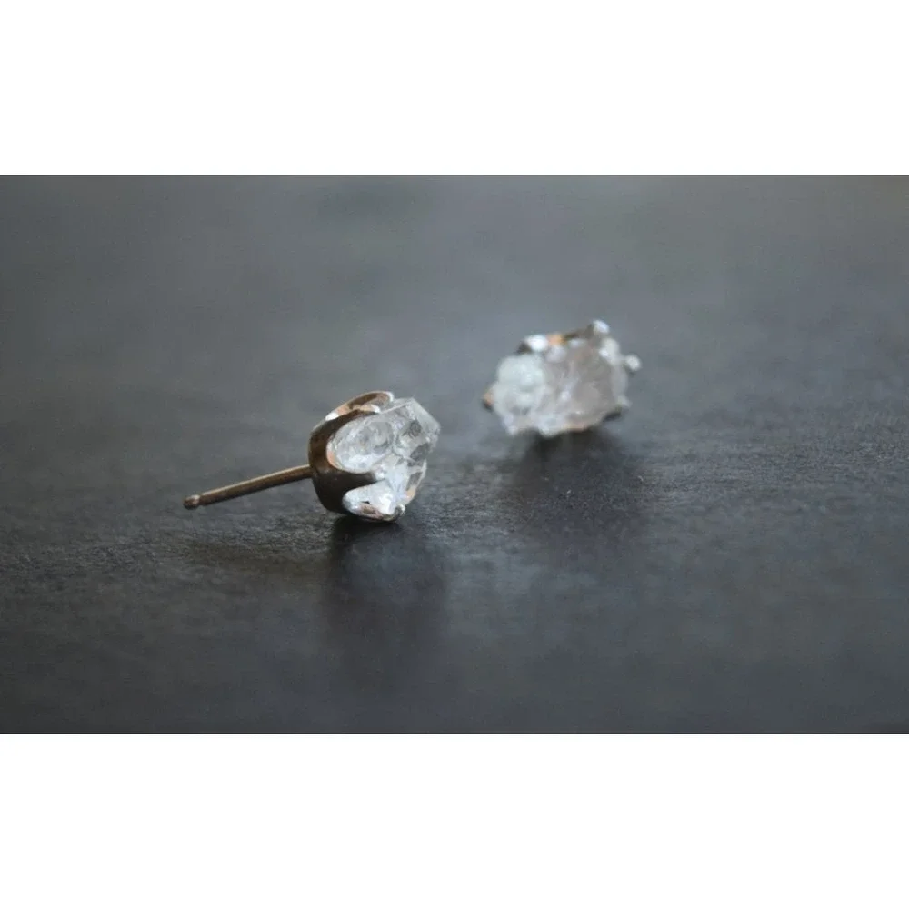 Sterling silver stud earrings, alternative diamond, uncut natural gemsto… - Picture 3 of 5